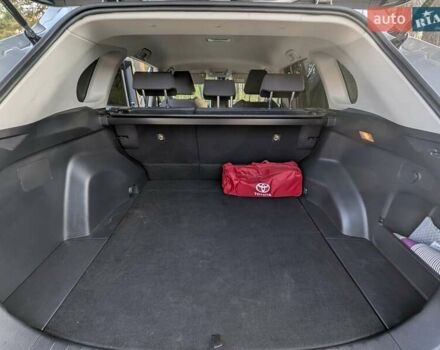 Серый Тойота РАВ 4, объемом двигателя 1.99 л и пробегом 39 тыс. км за 27700 $, фото 15 на Automoto.ua