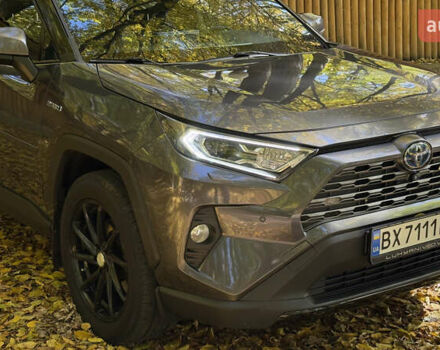 Серый Тойота РАВ 4, объемом двигателя 2.49 л и пробегом 120 тыс. км за 35600 $, фото 3 на Automoto.ua