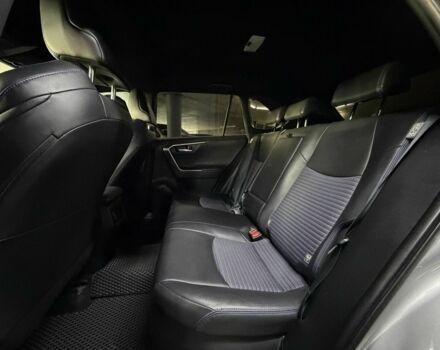 Сірий Тойота РАВ 4, об'ємом двигуна 2.5 л та пробігом 139 тис. км за 30900 $, фото 18 на Automoto.ua