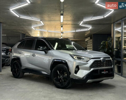 Серый Тойота РАВ 4, объемом двигателя 2.49 л и пробегом 139 тыс. км за 30900 $, фото 1 на Automoto.ua