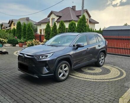Тойота РАВ 4 2019 в Киеве на Automoto.ua Серый Тойота РАВ 4, объемом двигателя 2.5 л и пробегом 90 тыс. км за 15900 $, фото 1 на Automoto.ua