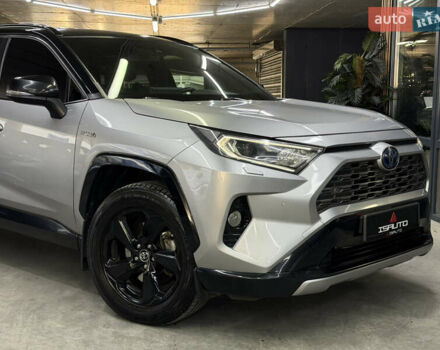Серый Тойота РАВ 4, объемом двигателя 2.49 л и пробегом 139 тыс. км за 30900 $, фото 3 на Automoto.ua