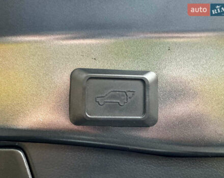 Сірий Тойота РАВ 4, об'ємом двигуна 2.5 л та пробігом 142 тис. км за 28990 $, фото 7 на Automoto.ua