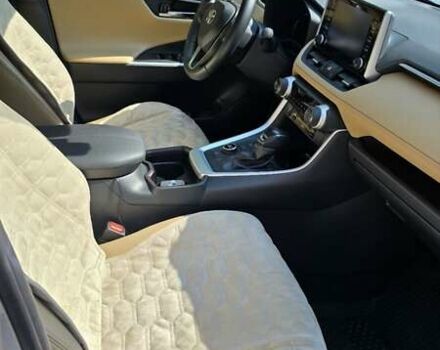 Сірий Тойота РАВ 4, об'ємом двигуна 2.49 л та пробігом 61 тис. км за 38200 $, фото 8 на Automoto.ua