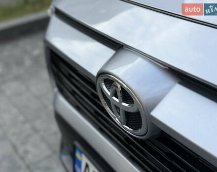 Тойота РАВ 4 2019 в Киеве на Automoto.ua Серый Тойота РАВ 4, объемом двигателя 1.99 л и пробегом 8 тыс. км за 27200 $, фото 17 на Automoto.ua