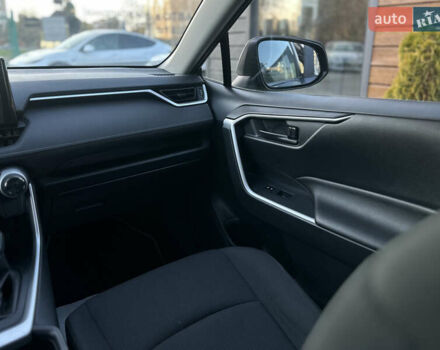 Серый Тойота РАВ 4, объемом двигателя 2.49 л и пробегом 123 тыс. км за 31999 $, фото 45 на Automoto.ua