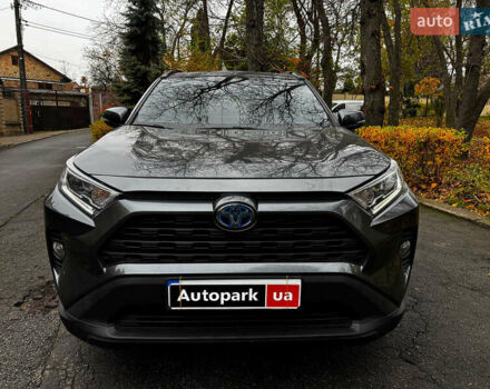 Сірий Тойота РАВ 4, об'ємом двигуна 2.5 л та пробігом 142 тис. км за 28990 $, фото 2 на Automoto.ua