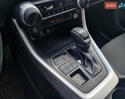 Сірий Тойота РАВ 4, об'ємом двигуна 2.5 л та пробігом 39 тис. км за 24199 $, фото 27 на Automoto.ua