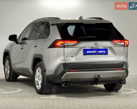 Серый Тойота РАВ 4, объемом двигателя 1.99 л и пробегом 204 тыс. км за 23500 $, фото 6 на Automoto.ua