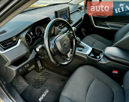 Серый Тойота РАВ 4, объемом двигателя 2.5 л и пробегом 130 тыс. км за 27999 $, фото 15 на Automoto.ua