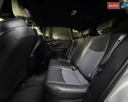 Серый Тойота РАВ 4, объемом двигателя 2.49 л и пробегом 139 тыс. км за 30900 $, фото 21 на Automoto.ua