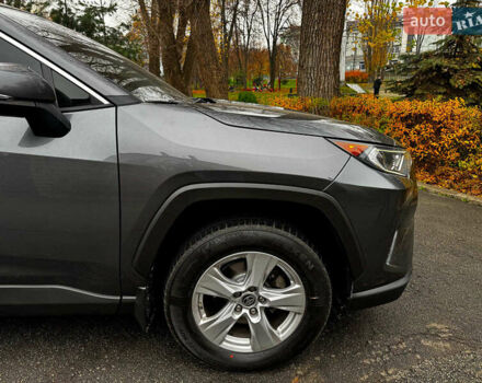 Сірий Тойота РАВ 4, об'ємом двигуна 2.5 л та пробігом 142 тис. км за 28990 $, фото 5 на Automoto.ua