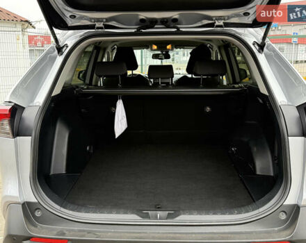 Сірий Тойота РАВ 4, об'ємом двигуна 2.49 л та пробігом 137 тис. км за 28990 $, фото 15 на Automoto.ua