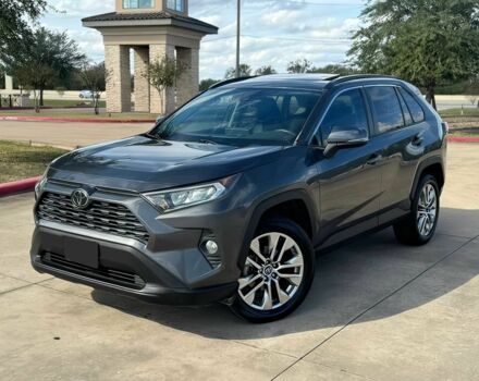 Серый Тойота РАВ 4, объемом двигателя 2.5 л и пробегом 32 тыс. км за 16700 $, фото 2 на Automoto.ua