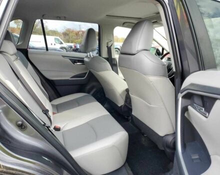 Сірий Тойота РАВ 4, об'ємом двигуна 2.5 л та пробігом 150 тис. км за 9000 $, фото 10 на Automoto.ua