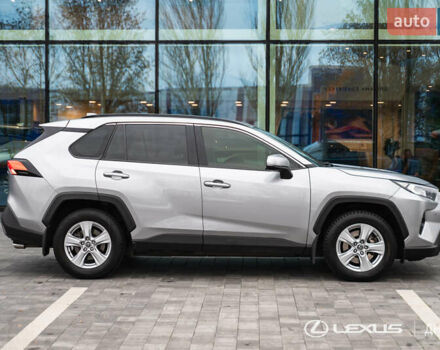 Сірий Тойота РАВ 4, об'ємом двигуна 1.99 л та пробігом 92 тис. км за 23500 $, фото 10 на Automoto.ua