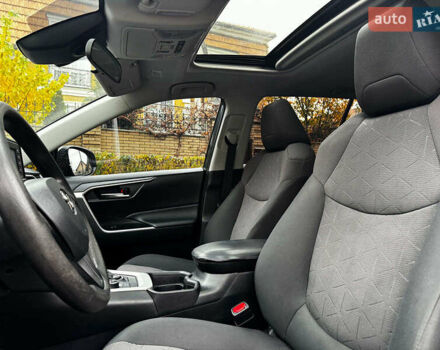 Сірий Тойота РАВ 4, об'ємом двигуна 2.5 л та пробігом 142 тис. км за 28990 $, фото 27 на Automoto.ua