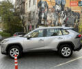 Тойота РАВ 4 2019 в Киеве на Automoto.ua Серый Тойота РАВ 4, объемом двигателя 1.99 л и пробегом 8 тыс. км за 27200 $, фото 3 на Automoto.ua