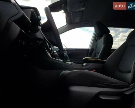 Серый Тойота РАВ 4, объемом двигателя 2.49 л и пробегом 89 тыс. км за 8300 $, фото 6 на Automoto.ua