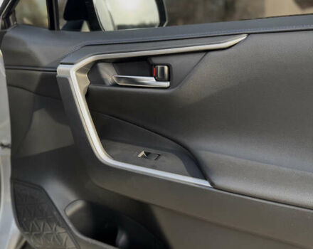 Серый Тойота РАВ 4, объемом двигателя 2.49 л и пробегом 158 тыс. км за 29999 $, фото 25 на Automoto.ua