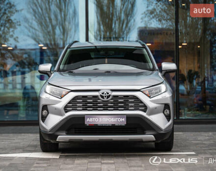 Сірий Тойота РАВ 4, об'ємом двигуна 1.99 л та пробігом 92 тис. км за 23500 $, фото 3 на Automoto.ua