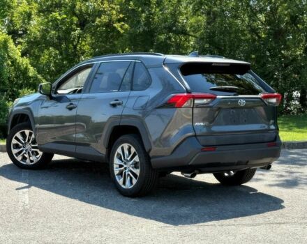 Сірий Тойота РАВ 4, об'ємом двигуна 2 л та пробігом 40 тис. км за 16000 $, фото 3 на Automoto.ua