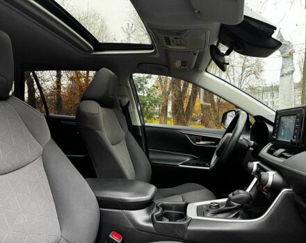 Серый Тойота РАВ 4, объемом двигателя 2.5 л и пробегом 142 тыс. км за 28990 $, фото 37 на Automoto.ua