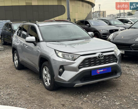 Серый Тойота РАВ 4, объемом двигателя 1.99 л и пробегом 201 тыс. км за 23500 $, фото 3 на Automoto.ua