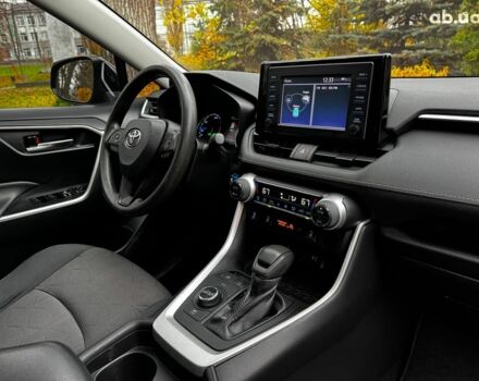 Серый Тойота РАВ 4, объемом двигателя 2.5 л и пробегом 142 тыс. км за 28990 $, фото 36 на Automoto.ua