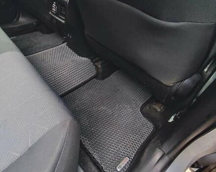 Серый Тойота РАВ 4, объемом двигателя 1.99 л и пробегом 104 тыс. км за 23000 $, фото 3 на Automoto.ua