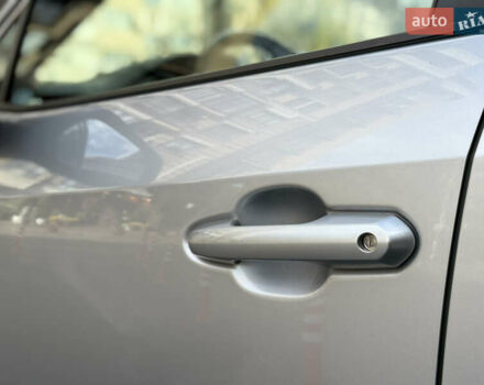 Тойота РАВ 4 2019 в Киеве на Automoto.ua Серый Тойота РАВ 4, объемом двигателя 1.99 л и пробегом 8 тыс. км за 27200 $, фото 21 на Automoto.ua