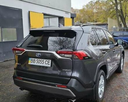 Серый Тойота РАВ 4, объемом двигателя 2.5 л и пробегом 98 тыс. км за 30500 $, фото 2 на Automoto.ua