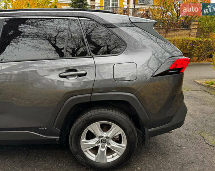 Сірий Тойота РАВ 4, об'ємом двигуна 2.5 л та пробігом 142 тис. км за 28990 $, фото 10 на Automoto.ua