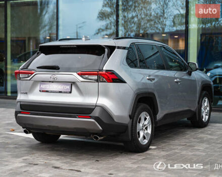 Сірий Тойота РАВ 4, об'ємом двигуна 1.99 л та пробігом 92 тис. км за 23500 $, фото 9 на Automoto.ua