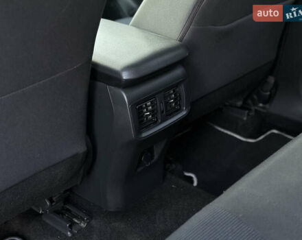 Серый Тойота РАВ 4, объемом двигателя 2.49 л и пробегом 123 тыс. км за 31999 $, фото 50 на Automoto.ua