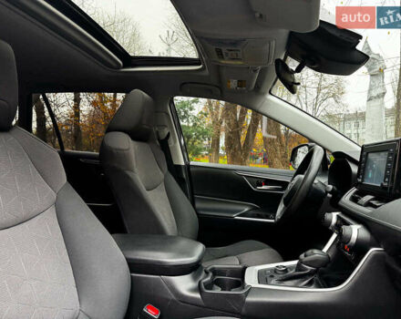 Сірий Тойота РАВ 4, об'ємом двигуна 2.5 л та пробігом 142 тис. км за 28990 $, фото 37 на Automoto.ua