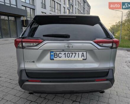 Серый Тойота РАВ 4, объемом двигателя 1.99 л и пробегом 39 тыс. км за 27700 $, фото 3 на Automoto.ua