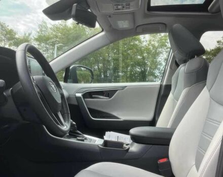 Серый Тойота РАВ 4, объемом двигателя 2.5 л и пробегом 47 тыс. км за 10000 $, фото 8 на Automoto.ua