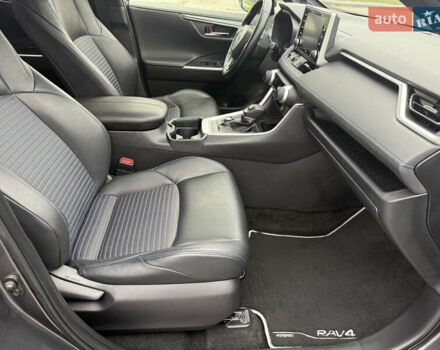 Серый Тойота РАВ 4, объемом двигателя 2.49 л и пробегом 195 тыс. км за 28850 $, фото 23 на Automoto.ua