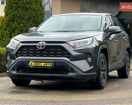 Серый Тойота РАВ 4, объемом двигателя 1.99 л и пробегом 133 тыс. км за 25900 $, фото 2 на Automoto.ua