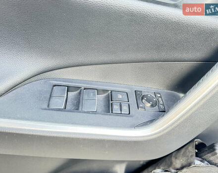 Сірий Тойота РАВ 4, об'ємом двигуна 2.49 л та пробігом 85 тис. км за 31500 $, фото 9 на Automoto.ua