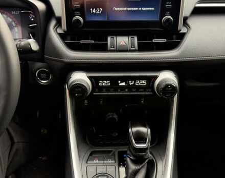 Серый Тойота РАВ 4, объемом двигателя 1.99 л и пробегом 75 тыс. км за 28500 $, фото 10 на Automoto.ua