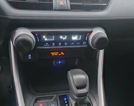 Сірий Тойота РАВ 4, об'ємом двигуна 2.5 л та пробігом 124 тис. км за 15900 $, фото 4 на Automoto.ua