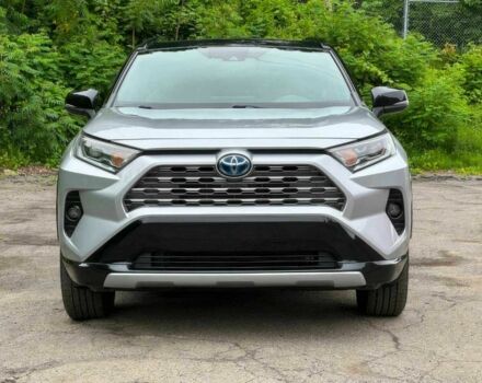 Серый Тойота РАВ 4, объемом двигателя 2.5 л и пробегом 45 тыс. км за 10000 $, фото 1 на Automoto.ua