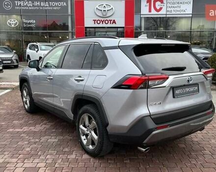 Сірий Тойота РАВ 4, об'ємом двигуна 2.49 л та пробігом 93 тис. км за 35900 $, фото 1 на Automoto.ua