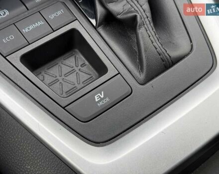 Сірий Тойота РАВ 4, об'ємом двигуна 2.49 л та пробігом 88 тис. км за 28500 $, фото 61 на Automoto.ua