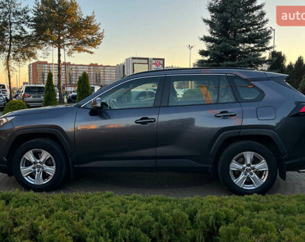 Сірий Тойота РАВ 4, об'ємом двигуна 1.99 л та пробігом 92 тис. км за 28999 $, фото 3 на Automoto.ua