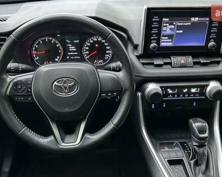 Сірий Тойота РАВ 4, об'ємом двигуна 1.99 л та пробігом 51 тис. км за 28463 $, фото 8 на Automoto.ua