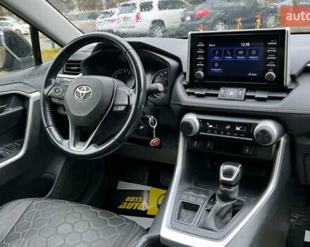 Серый Тойота РАВ 4, объемом двигателя 1.99 л и пробегом 133 тыс. км за 25900 $, фото 16 на Automoto.ua