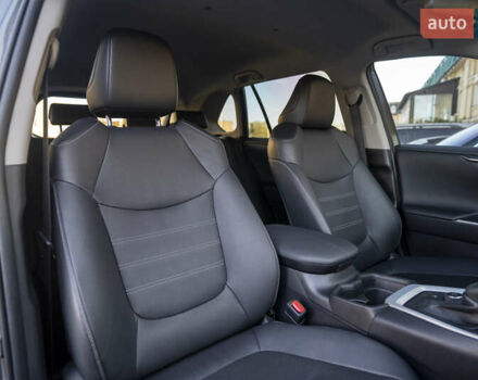 Серый Тойота РАВ 4, объемом двигателя 2.49 л и пробегом 49 тыс. км за 31400 $, фото 39 на Automoto.ua